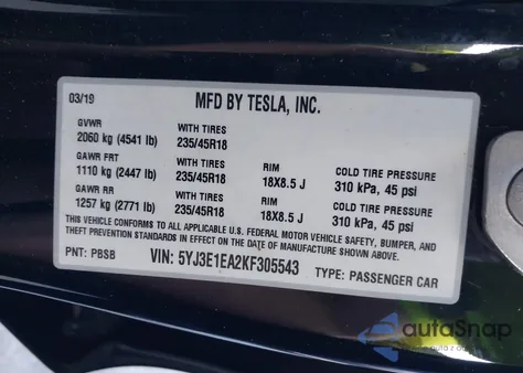 2019 Tesla Model 3 Long Range/Mid Range/Standard Range/Standard Range Plus z USA, uszkodzony, nr VIN 5YJ3E1EA2KF305543